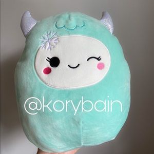 12” Squishmallow || Yollie the Yeti
